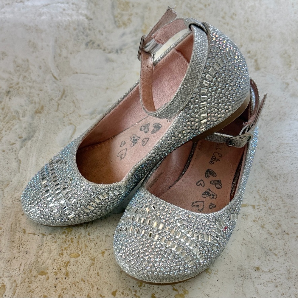 Olive & Edie Shimmer Flat Girl’s size 12 silver